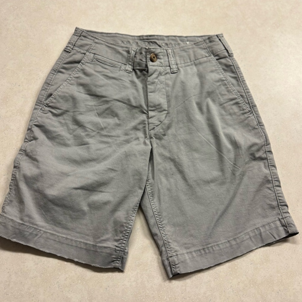 Men’s 7” American Eagle Outfitters Gray Shorts